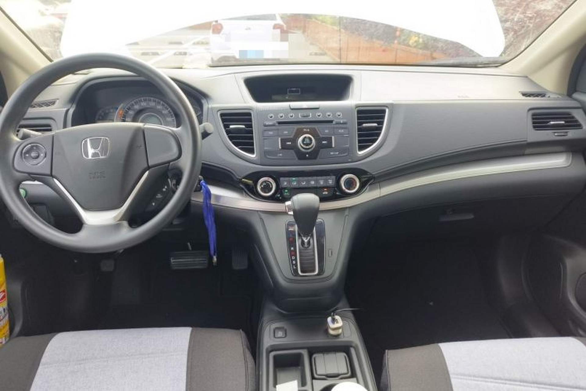Used Honda CR-V 2016 2.0L two-wheel drive Urban Edition Audio And AC Panel