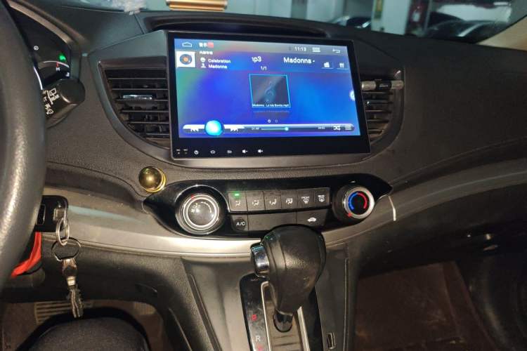 Used Honda CR-V 2016 2.0L two-wheel drive Urban Edition Audio And AC Panel