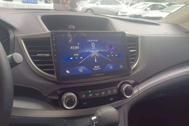 Used Honda CR-V 2016 2.0L two-wheel drive Urban Edition Audio And AC Panel