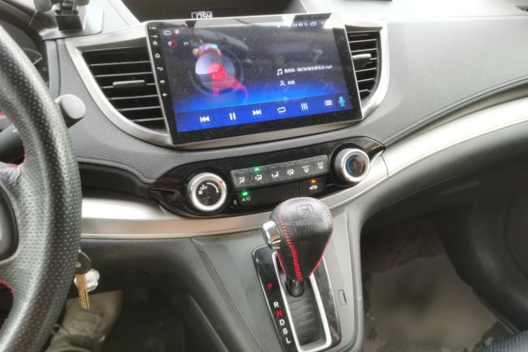 Used Honda CR-V 2016 2.0L Two-Wheel Drive Classic Edition Audio And AC Panel