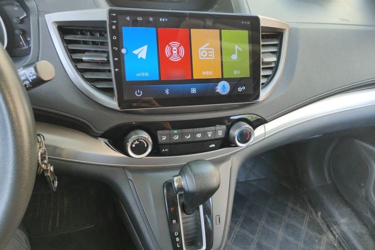 Used Honda CR-V 2016 2.0L two-wheel drive Urban Edition Audio And AC Panel