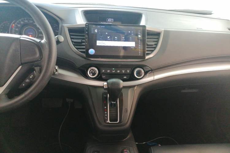 Used Honda CR-V 2016 2.0L Two-Wheel Drive Classic Edition Audio And AC Panel
