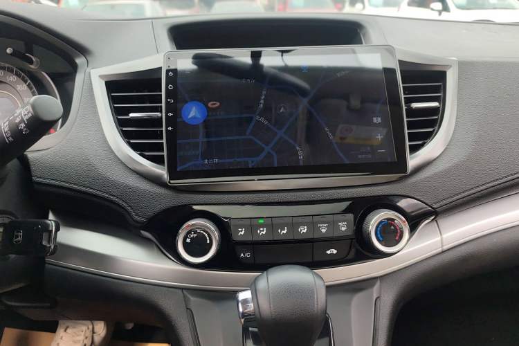 Used Honda CR-V 2016 2.0L two-wheel drive Urban Edition Audio And AC Panel