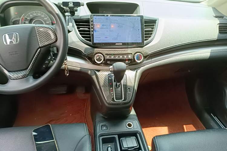 Used Honda CR-V 2016 2.0L two-wheel drive Urban Edition Audio And AC Panel