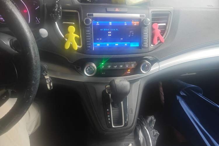 Used Honda CR-V 2016 2.0L two-wheel drive Urban Edition Audio And AC Panel