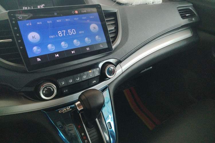 Used Honda CR-V 2016 2.0L two-wheel drive Urban Edition Audio And AC Panel