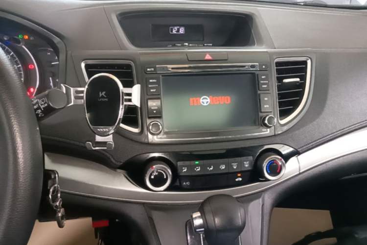 Used Honda CR-V 2016 2.0L two-wheel drive Urban Edition Audio And AC Panel