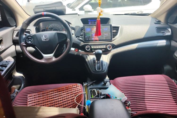 Used Honda CR-V 2016 2.0L two-wheel drive Urban Edition Center Console