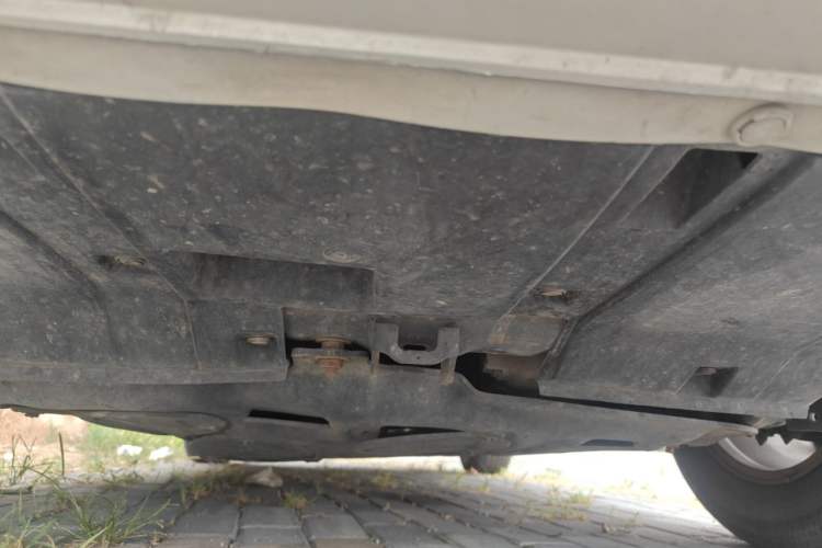 Used Honda CR-V 2016 2.0L two-wheel drive Urban Edition Chassis Front