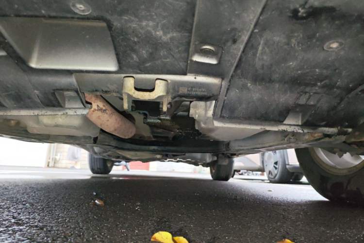 Used Honda CR-V 2016 2.0L two-wheel drive Urban Edition Chassis Front
