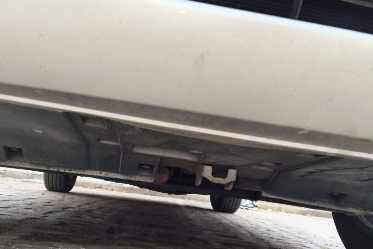 Used Honda CR-V 2016 2.0L two-wheel drive Urban Edition Chassis Front