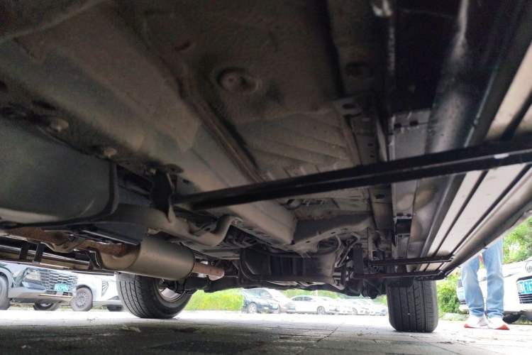 Used Honda CR-V 2016 2.0L Two-Wheel Drive Classic Edition Chassis Front Left