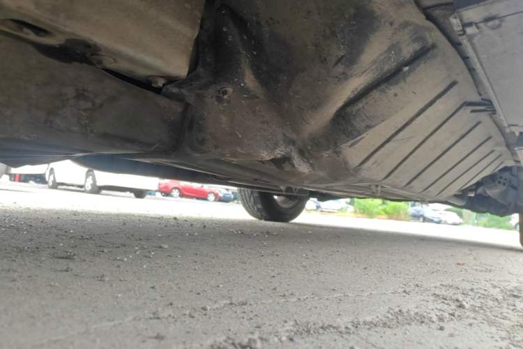 Used Honda CR-V 2016 2.0L two-wheel drive Urban Edition Chassis Front Left