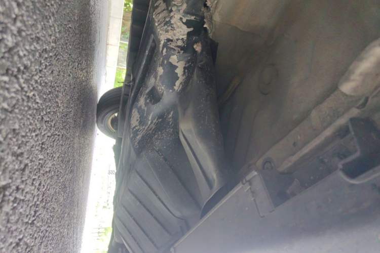 Used Honda CR-V 2016 2.0L two-wheel drive Urban Edition Chassis Front Left