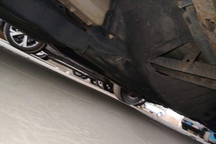 Used Honda CR-V 2016 2.0L Two-Wheel Drive Classic Edition Chassis Front Left
