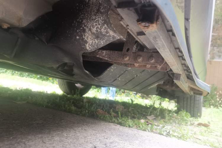 Used Honda CR-V 2016 2.0L two-wheel drive Urban Edition Chassis Front Left