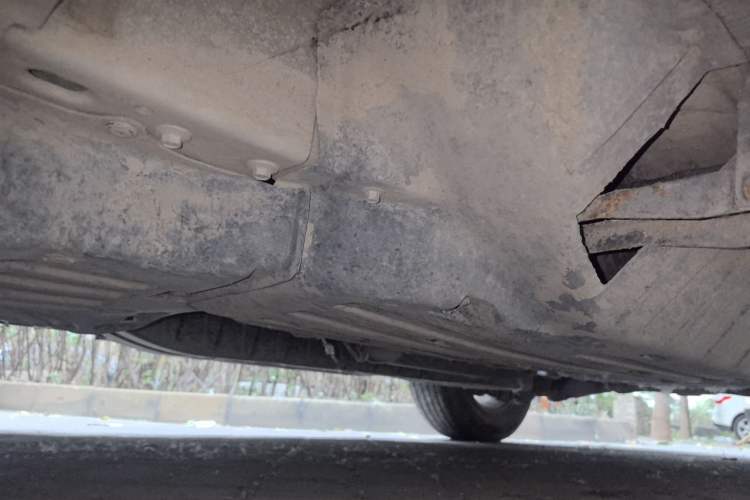 Used Honda CR-V 2016 2.0L Two-Wheel Drive Classic Edition Chassis Front Left