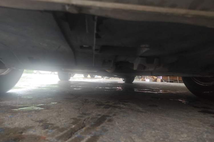 Used Honda CR-V 2016 2.0L two-wheel drive Urban Edition Chassis Front