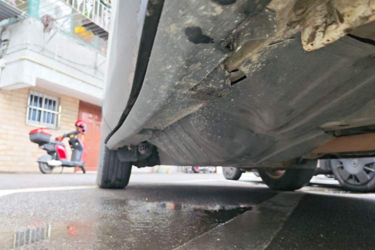 Used Honda CR-V 2016 2.0L two-wheel drive Urban Edition Chassis Front Right