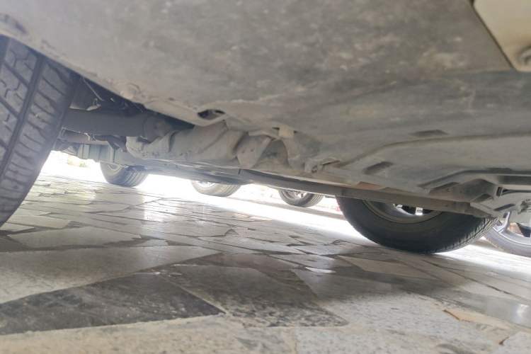 Used Honda CR-V 2016 2.0L two-wheel drive Urban Edition Chassis Front Right
