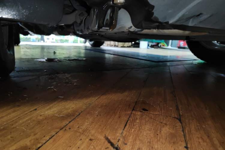 Used Honda CR-V 2016 2.0L two-wheel drive Urban Edition Chassis Front Right
