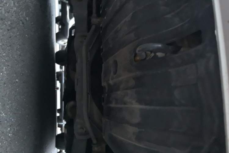 Used Honda CR-V 2016 2.0L two-wheel drive Urban Edition Chassis Rear