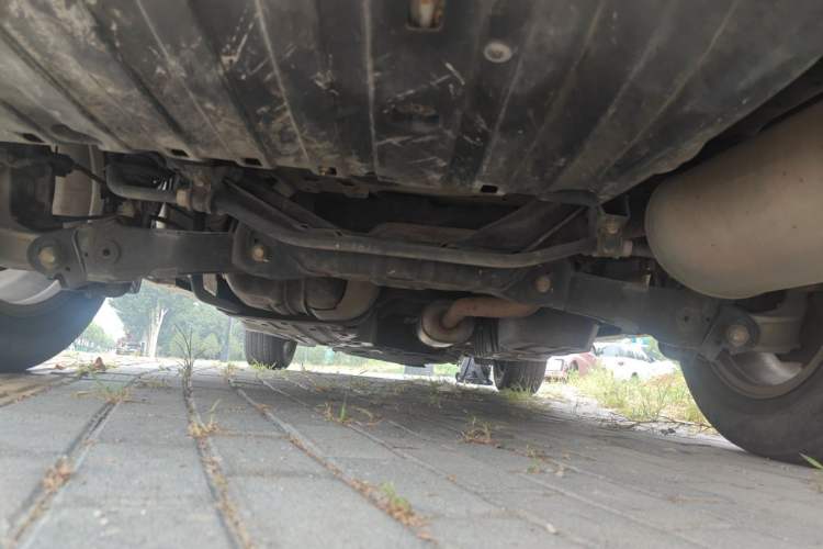 Used Honda CR-V 2016 2.0L two-wheel drive Urban Edition Chassis Rear