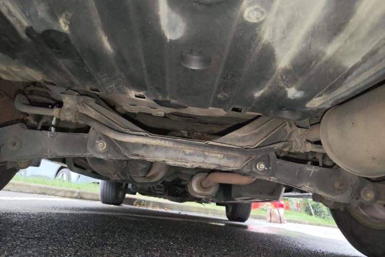 Used Honda CR-V 2016 2.0L two-wheel drive Urban Edition Chassis Rear