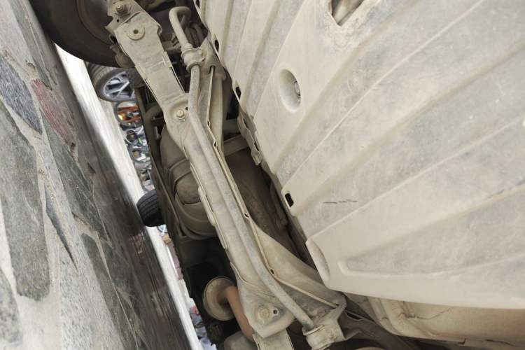 Used Honda CR-V 2016 2.0L two-wheel drive Urban Edition Chassis Rear