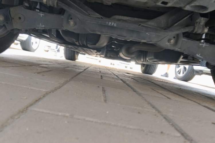 Used Honda CR-V 2016 2.0L two-wheel drive Urban Edition Chassis Rear