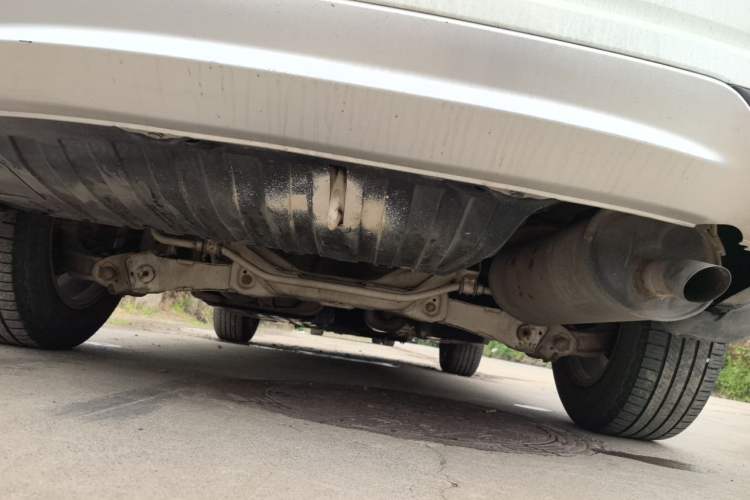 Used Honda CR-V 2016 2.0L two-wheel drive Urban Edition Chassis Rear