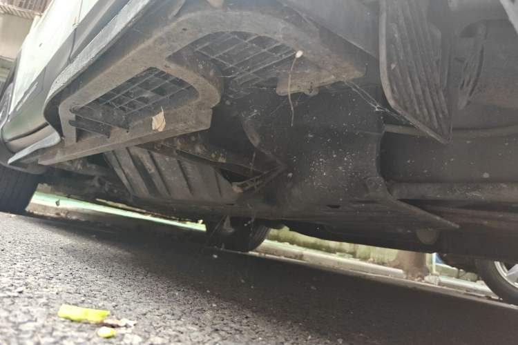 Used Honda CR-V 2016 2.0L two-wheel drive Urban Edition Chassis Rear Left