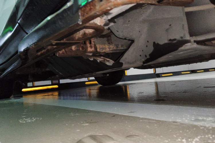 Used Honda CR-V 2016 2.0L two-wheel drive Urban Edition Chassis Rear Left