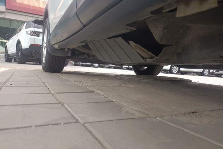 Used Honda CR-V 2016 2.0L two-wheel drive Urban Edition Chassis Rear Left
