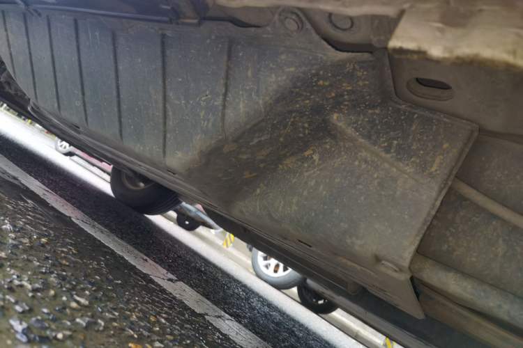 Used Honda CR-V 2016 2.0L Two-Wheel Drive Classic Edition Chassis Rear Left