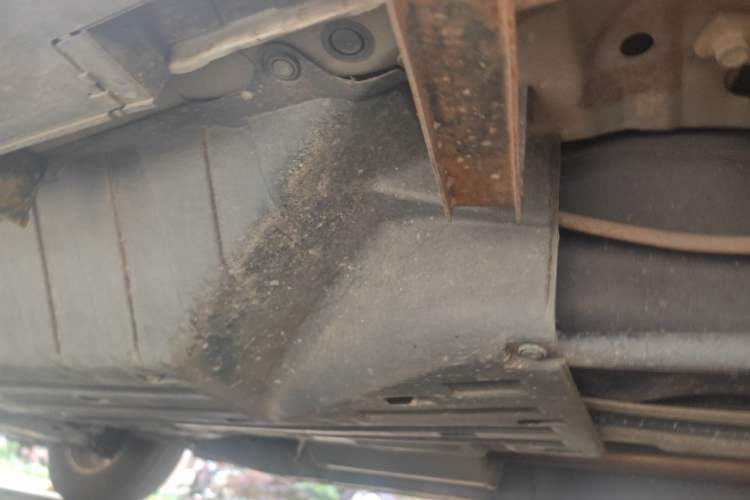 Used Honda CR-V 2016 2.0L two-wheel drive Urban Edition Chassis Rear Left