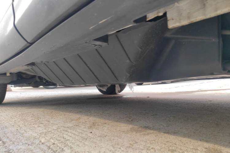 Used Honda CR-V 2016 2.0L two-wheel drive Urban Edition Chassis Rear Left