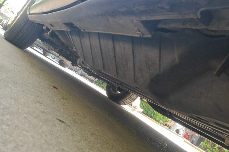 Used Honda CR-V 2016 2.0L two-wheel drive Urban Edition Chassis Rear Left