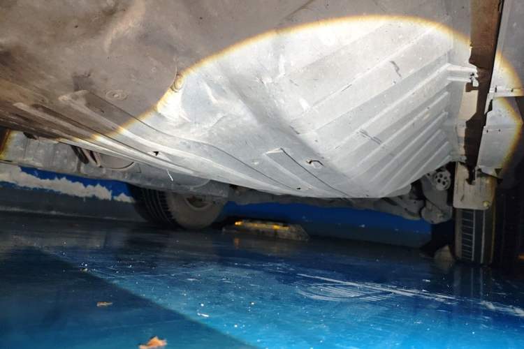 Used Honda CR-V 2016 2.0L two-wheel drive Urban Edition Chassis Rear Left