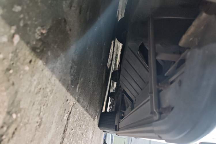 Used Honda CR-V 2016 2.0L two-wheel drive Urban Edition Chassis Rear Right