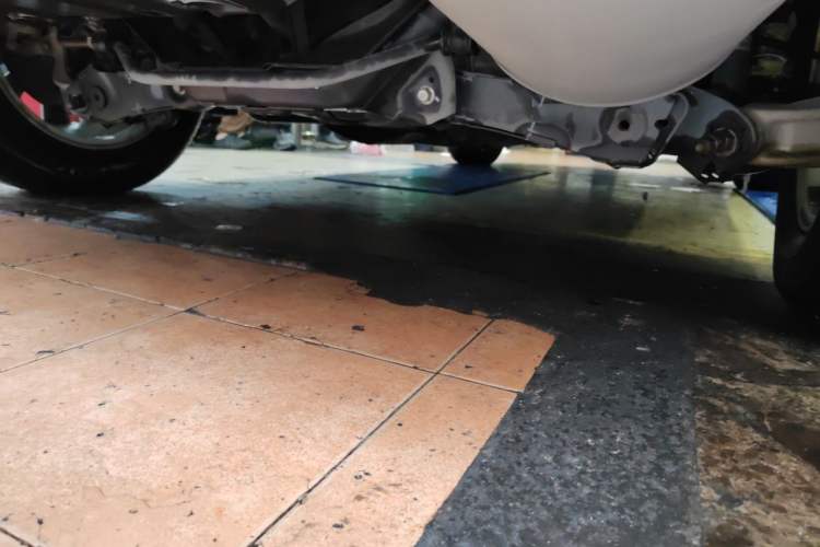 Used Honda CR-V 2016 2.0L two-wheel drive Urban Edition Chassis Rear Right