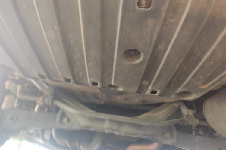 Used Honda CR-V 2016 2.0L two-wheel drive Urban Edition Chassis Rear