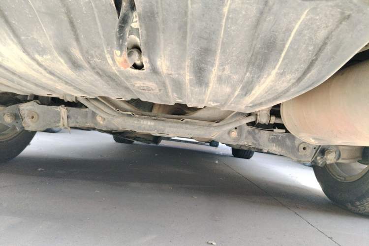 Used Honda CR-V 2016 2.0L two-wheel drive Urban Edition Chassis Rear