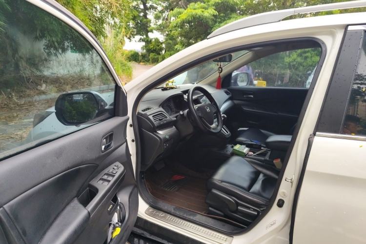 Used Honda CR-V 2016 2.0L Two-Wheel Drive Classic Edition Driver Seat