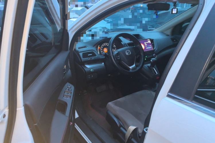 Used Honda CR-V 2016 2.0L two-wheel drive Urban Edition Driver Seat