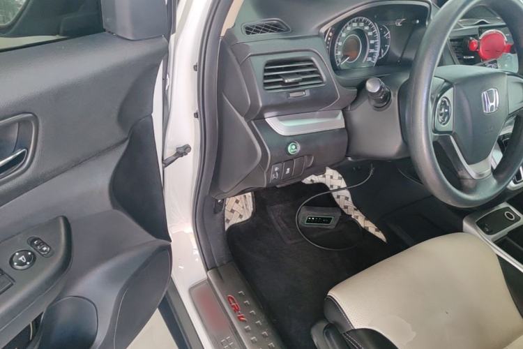 Used Honda CR-V 2016 2.0L two-wheel drive Urban Edition Driver Seat