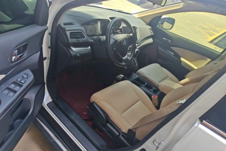 Used Honda CR-V 2016 2.0L Two-Wheel Drive Classic Edition Driver Seat