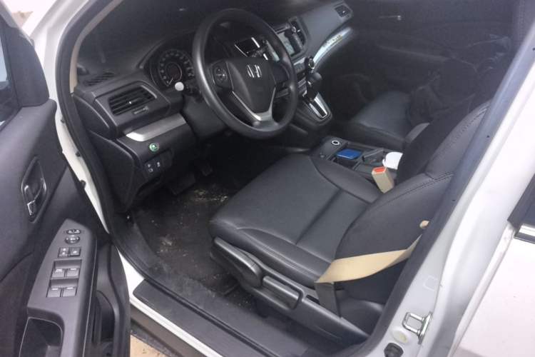 Used Honda CR-V 2016 2.0L two-wheel drive Urban Edition Driver Seat