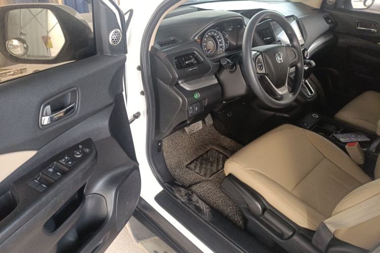 Used Honda CR-V 2016 2.0L two-wheel drive Urban Edition Driver Seat