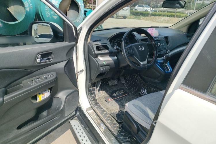 Used Honda CR-V 2016 2.0L Two-Wheel Drive Classic Edition Driver Seat